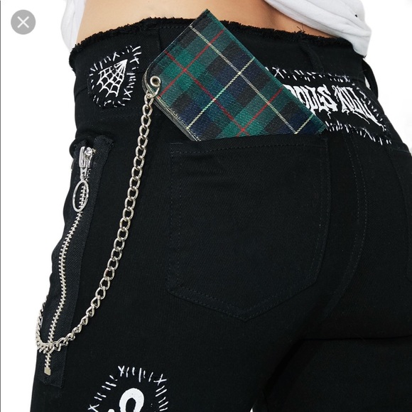 DOLLSKILL Chain Wallet - Picture 2 of 4